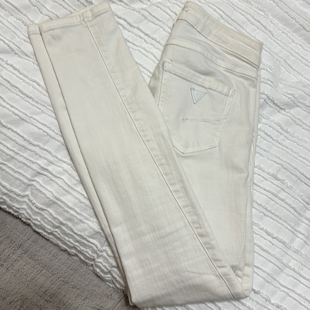 Guess white skinny jeans